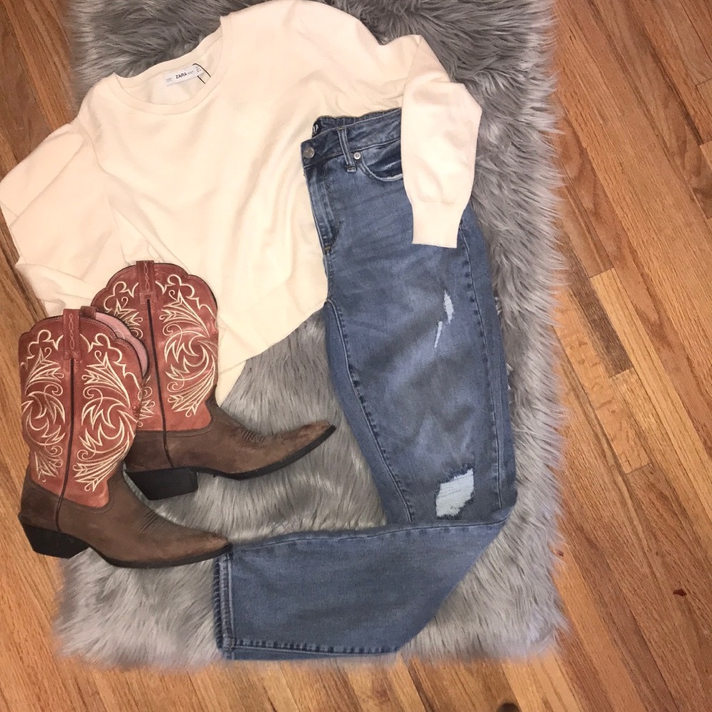 Gap distressed jeans